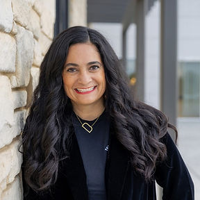 Dorina Lazo Gilmore-Young
