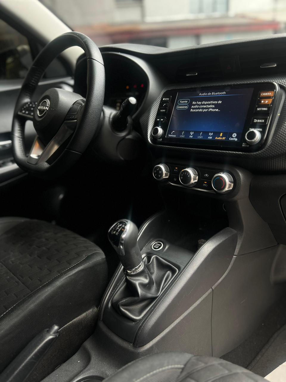 Miniatura: NISSAN KICKS ADVANCE MECÁNICA 2024