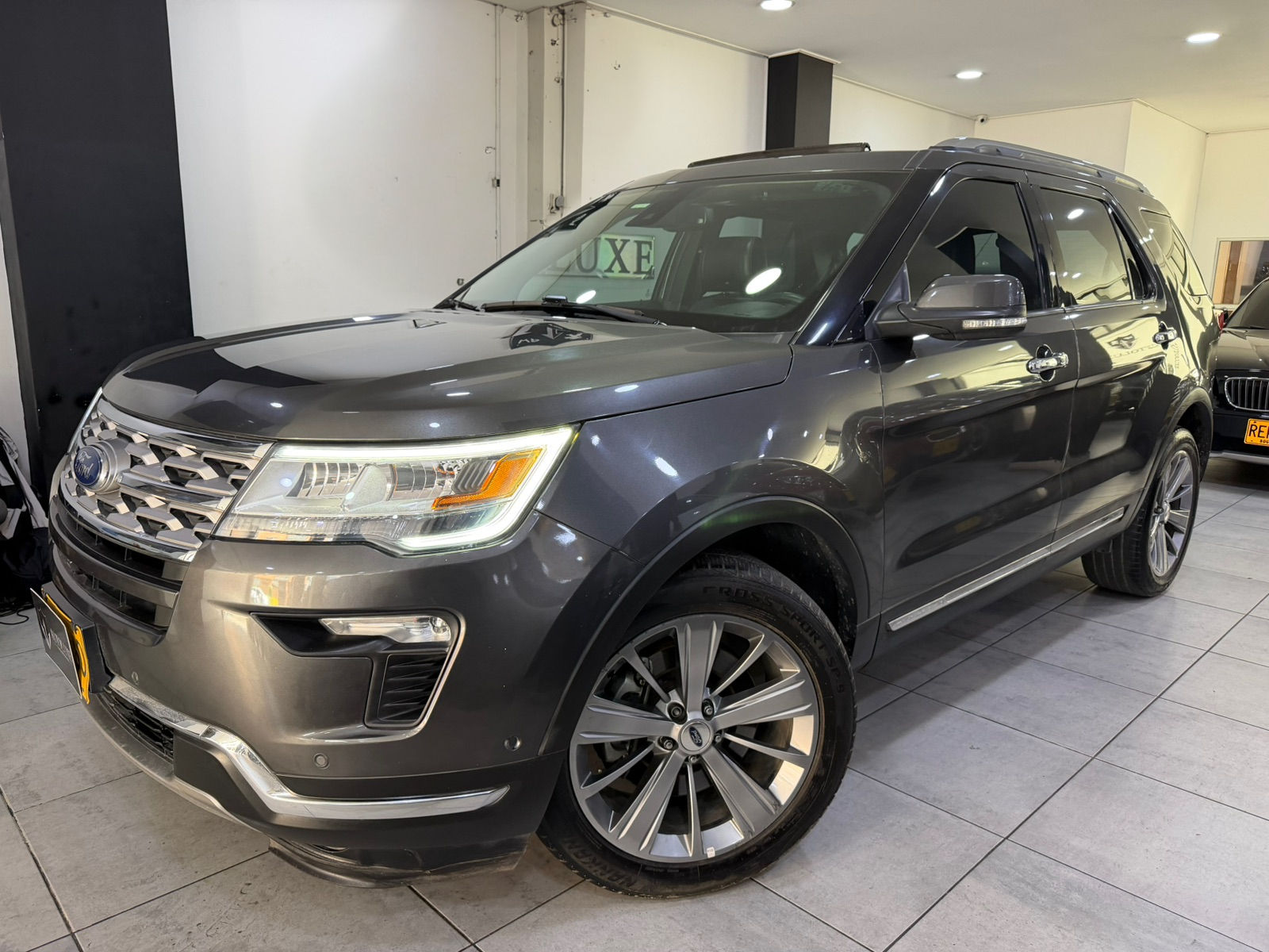 Ford Explorer Limited At 2.3T Awd 7 Pjs Sun Roof 2018