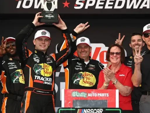 Carson Kvapil claims second straight NASCAR O’Reilly Series win in overtime