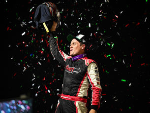 Thornton Bags $2,500 in DIRTcar Nationals UMP Modified Makeup Feature