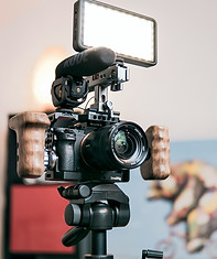 VIDEO-SHOOT-MEEDS-CREATIVE.jpg