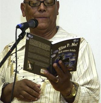 Twee ure van wonderlike vermaak en ’n puik maaltyd!