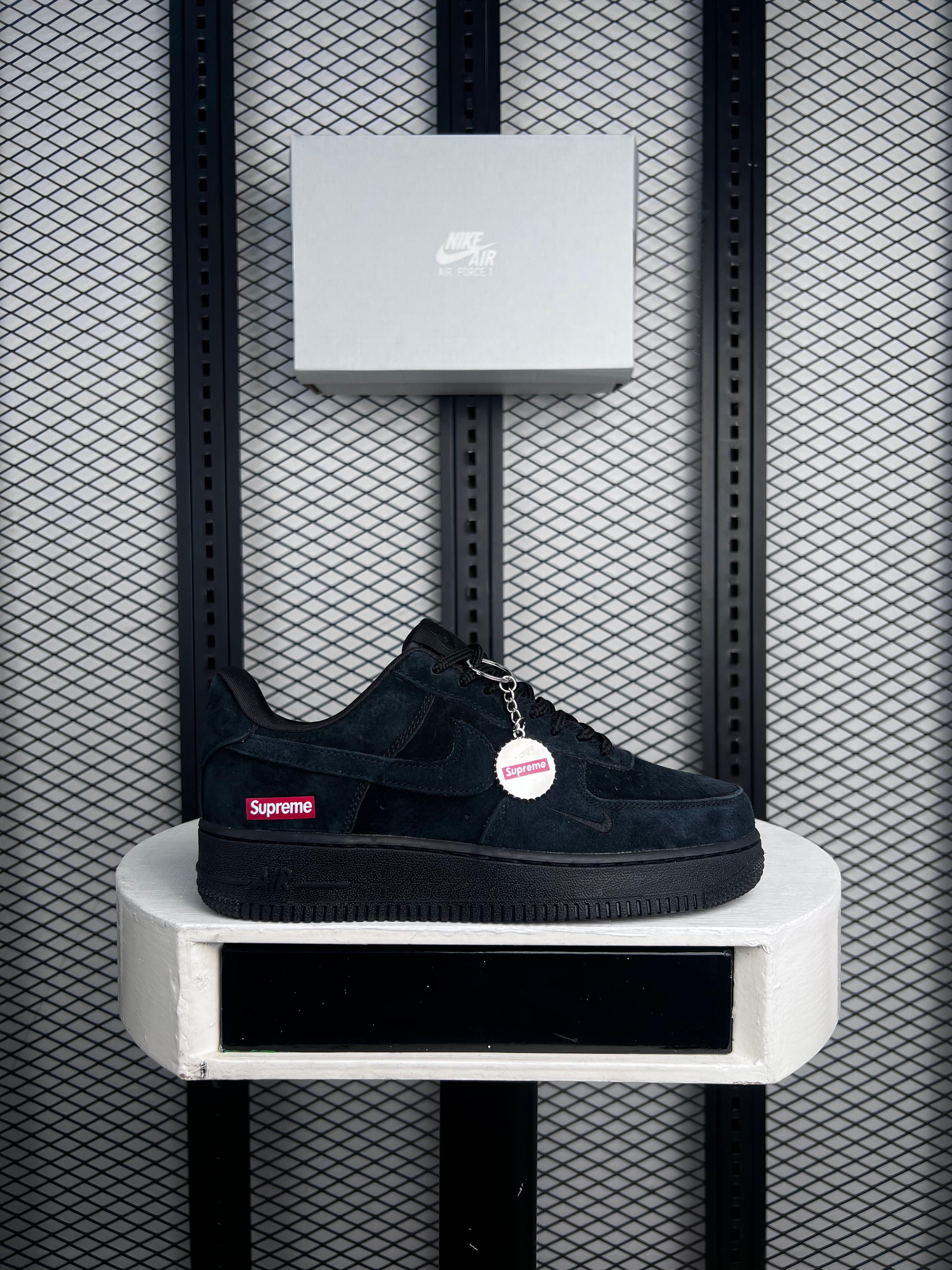 Nike x Supreme AF1