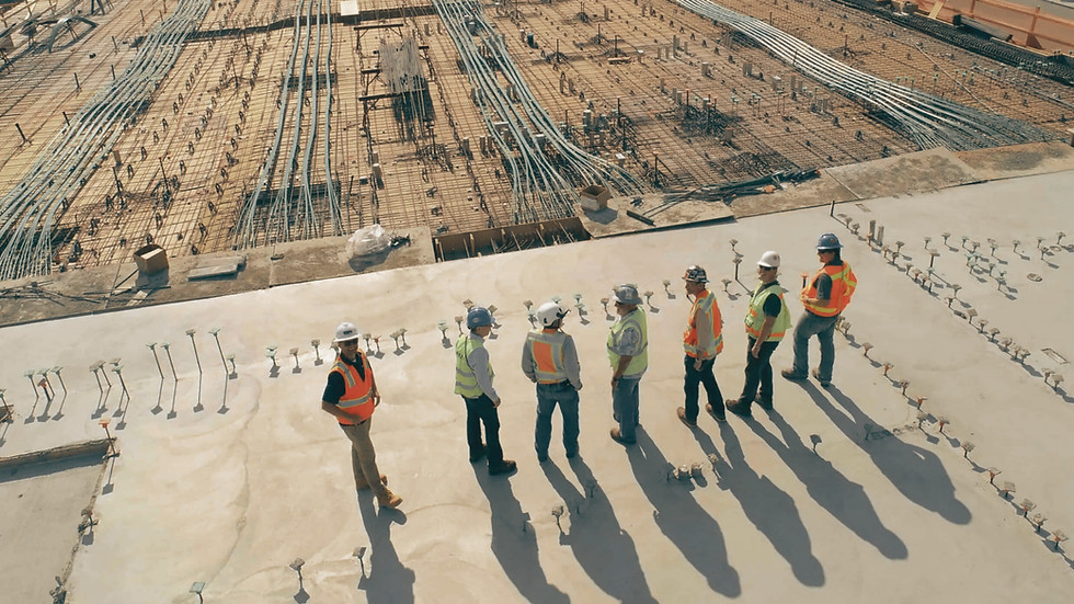 Plumbers, Electricians & Other Tradies (2)_edited.jpg