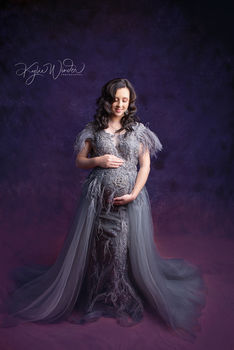 Maternity photographer orange, Orange maternity photographer, orange photographer, portrait photographer orange, gorgeous dresses for maternity shoot, bathurst maternity photographer, maternity photographer bathurst