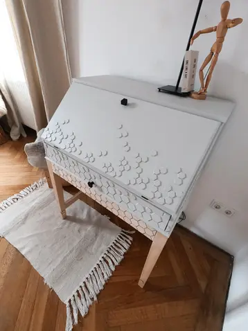 Ikea Sekretär, Upcycling Sekretär, Honigwaben, Möbeldesign, Upcycling Möbel, kleiner Schreibtisch