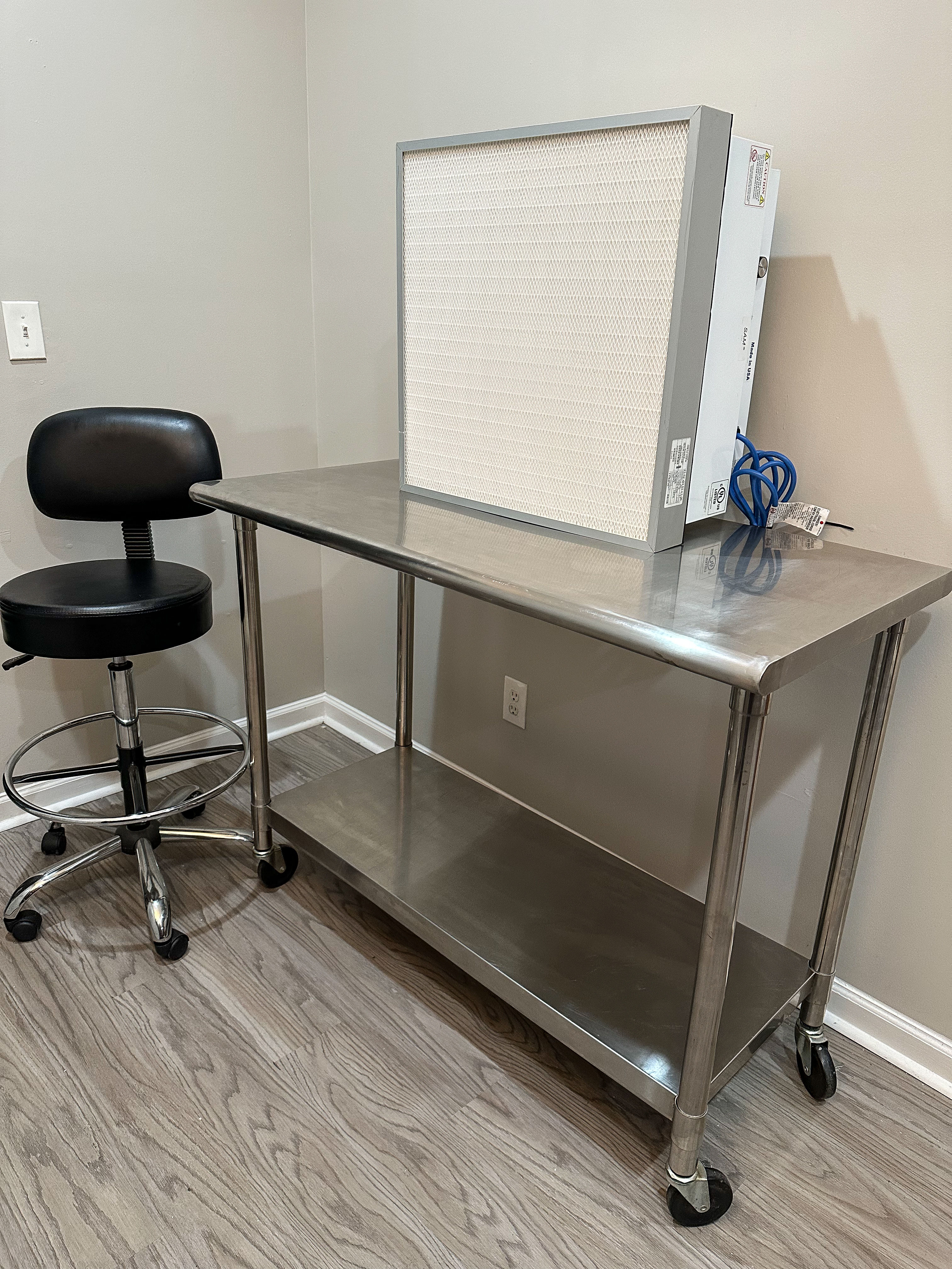 REFURBISHED Clean Rooms International Sam 22 NCR 2x2 115v FFU Filter Fan Unit