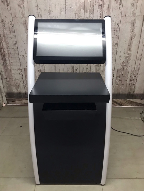 Totem metalico de 22"