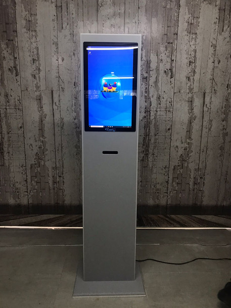 Totem de Pie corian 22"