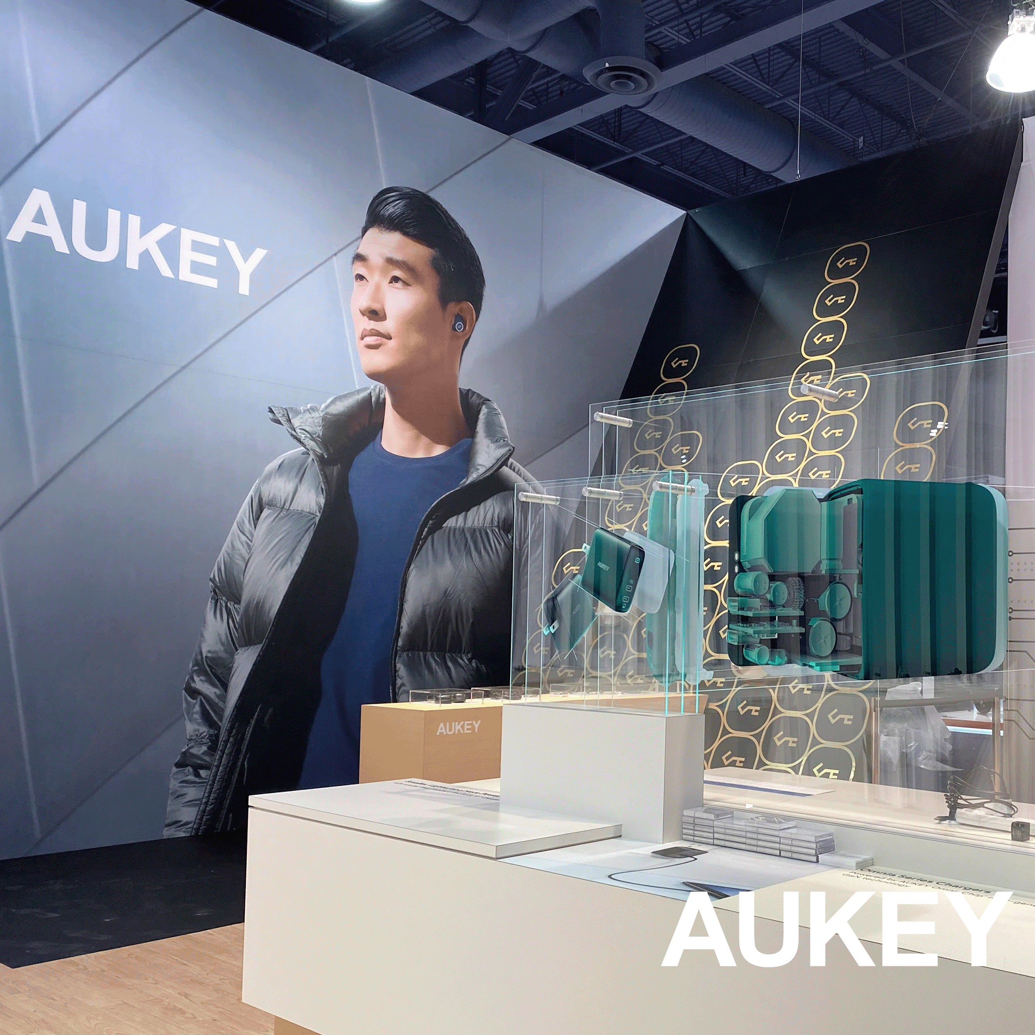 AUKEY
