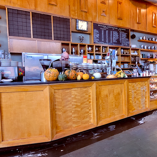 Cozy Cafe In Seattle Pioneer Square Zeitgeist Coffee Review In The Great Wide Travel Blog