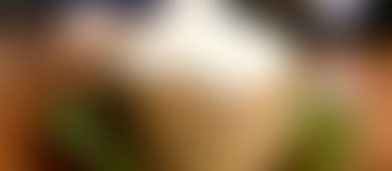 Adult-Friendly Boozy Banana & Whiskey Cup Cakes With Maple Cream Cheese Frosting