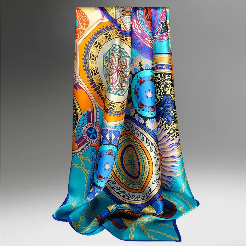 Printed Square Scarf – 88 × 88 cm