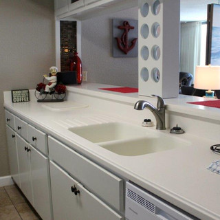 E1604 Kitchen (1).jpg