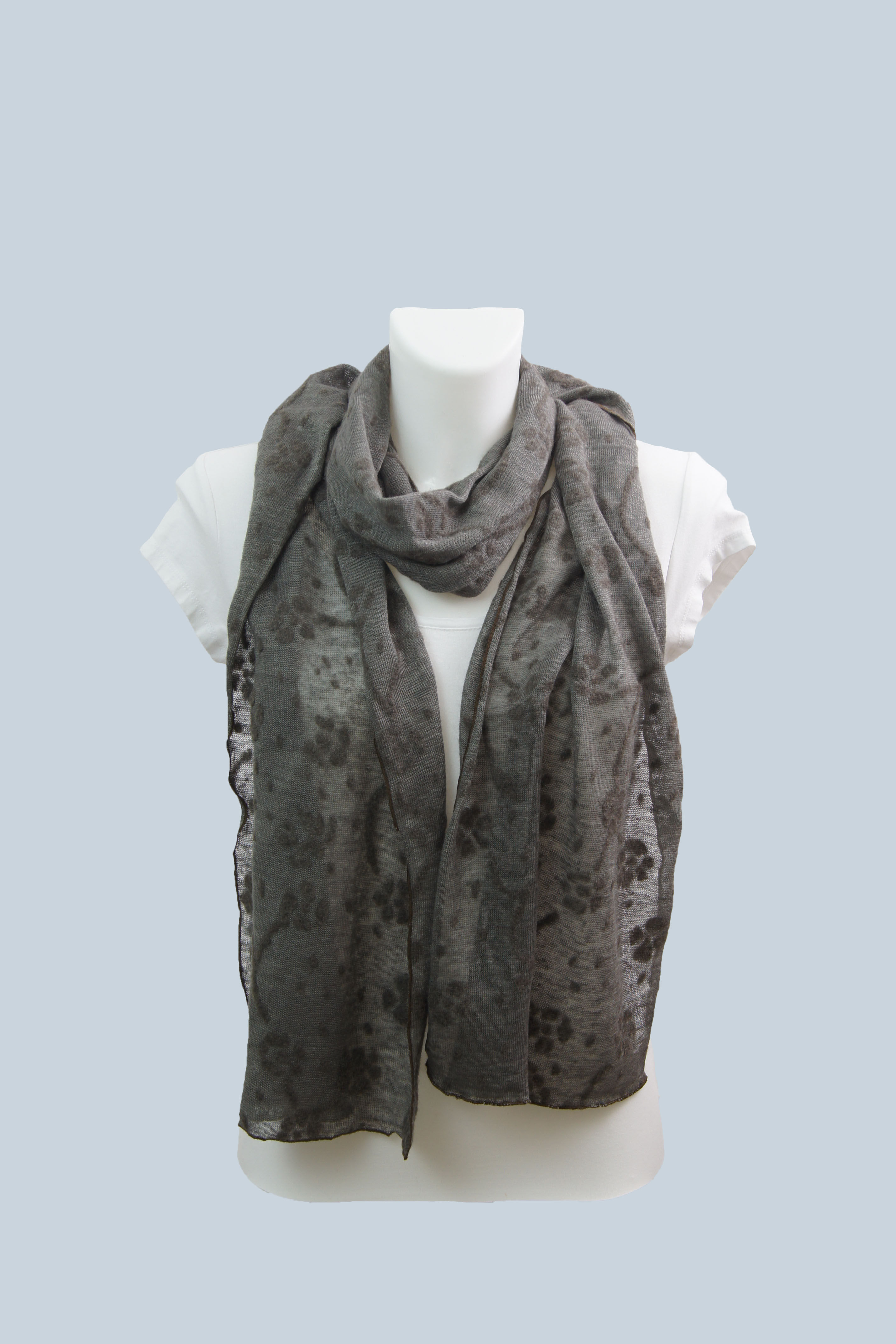 Feiner Übergangsschal in Taupe