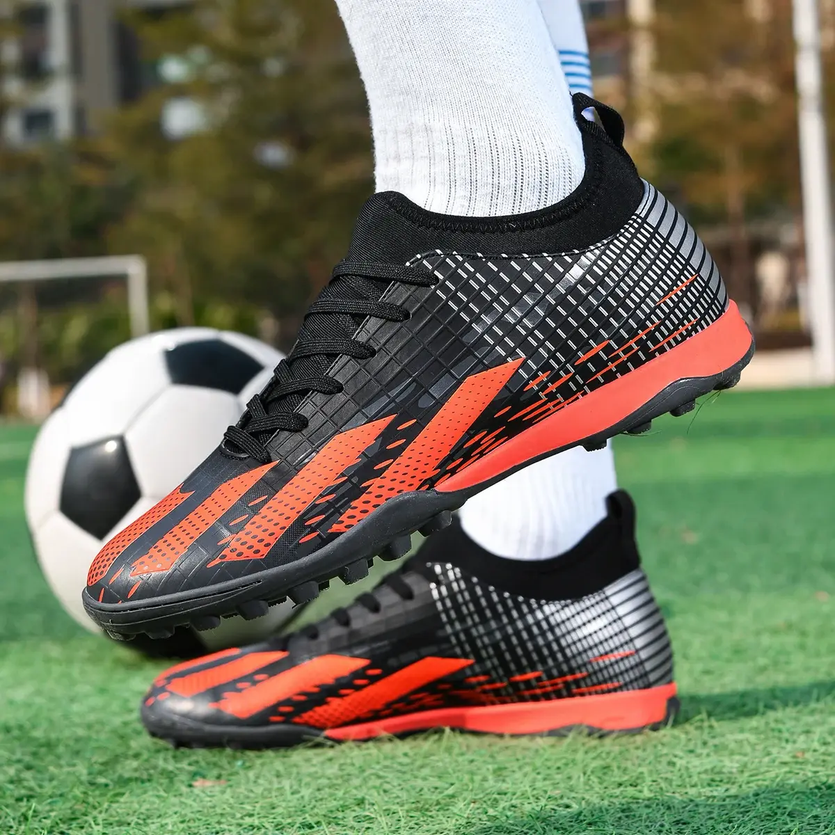 Men Professional Football Shoes Society TF/FG Soccer Shoes Cleats Original Indo