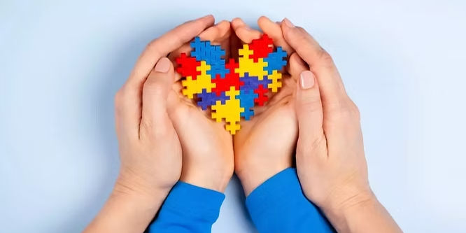 Abril Azul: ABRAPP e Pintores Quebrando Barreiras e Construindo Pontes pela Conscientização do Autismo