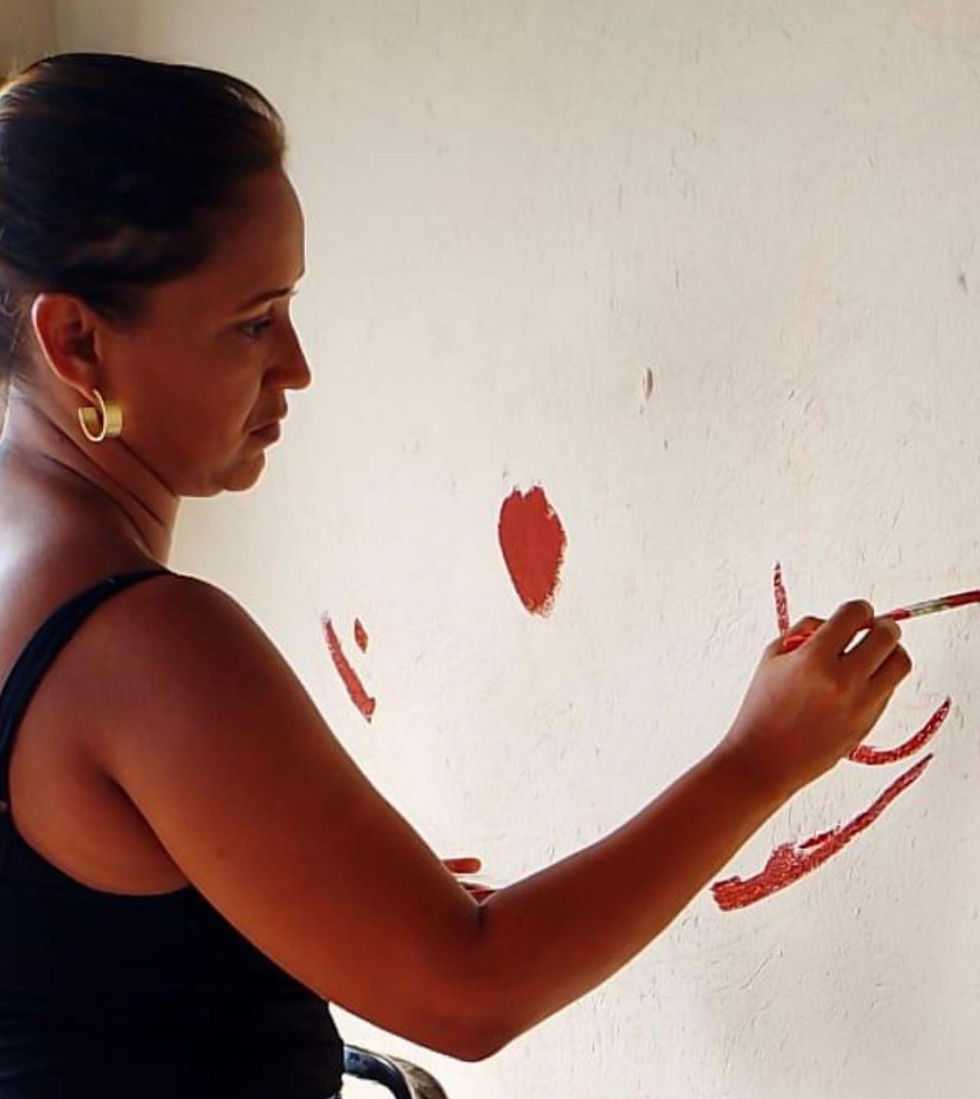 Pintora Luana Agra Fonseca: Uma história real de transformação pela arte e pelo propósito