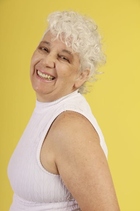Miriam Müller, de Campo Limpo Paulista, SP, é mulher, pintora, mestre de obras e uma verdadeira vencedora.