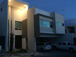 CASA EN CANTERÍAS RESIDENCIAL