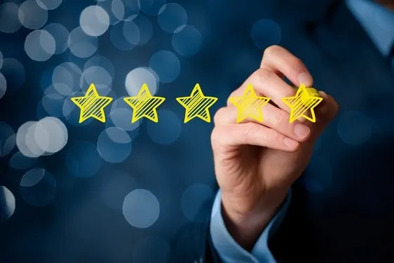 review-recenzja.webp