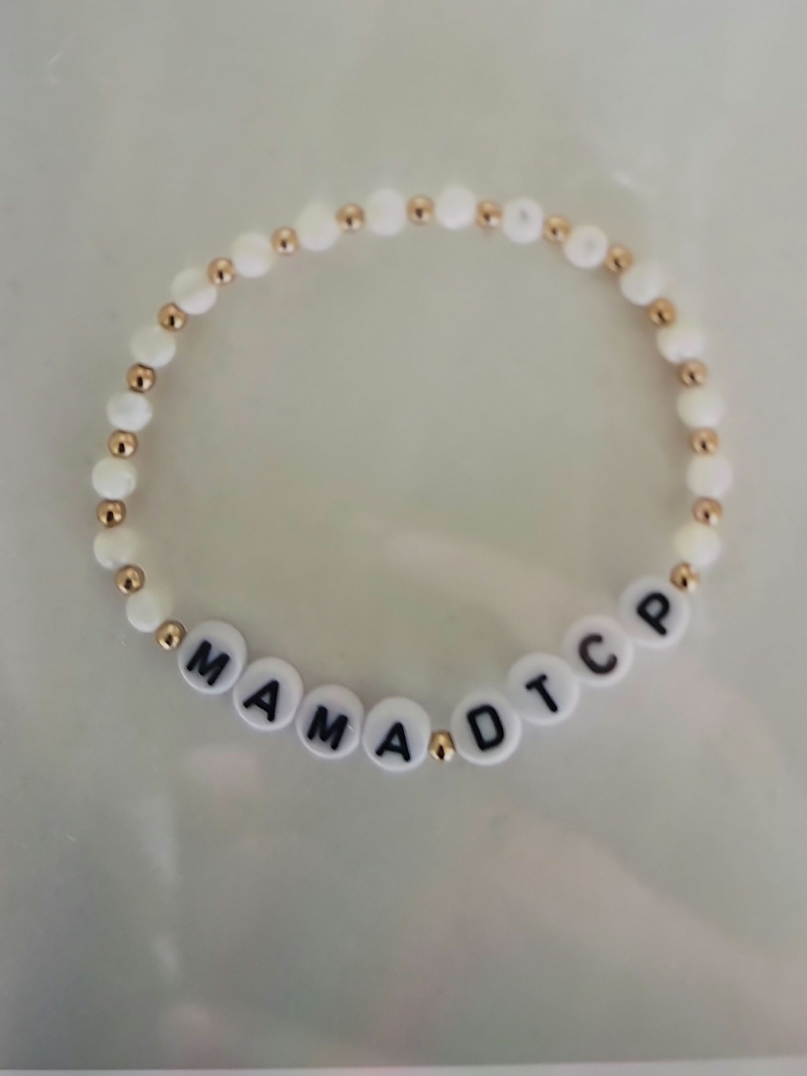 Mother of Pearl - Mama Letter Bracelet