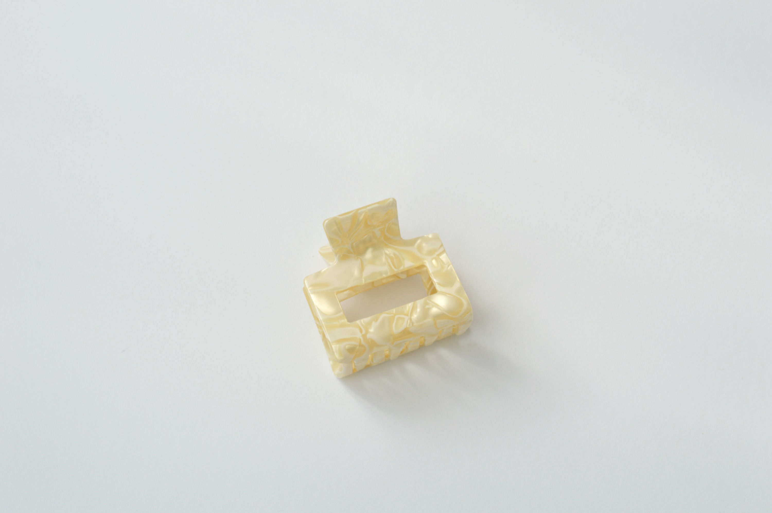 quadratische haarspange klein, square white claw clip