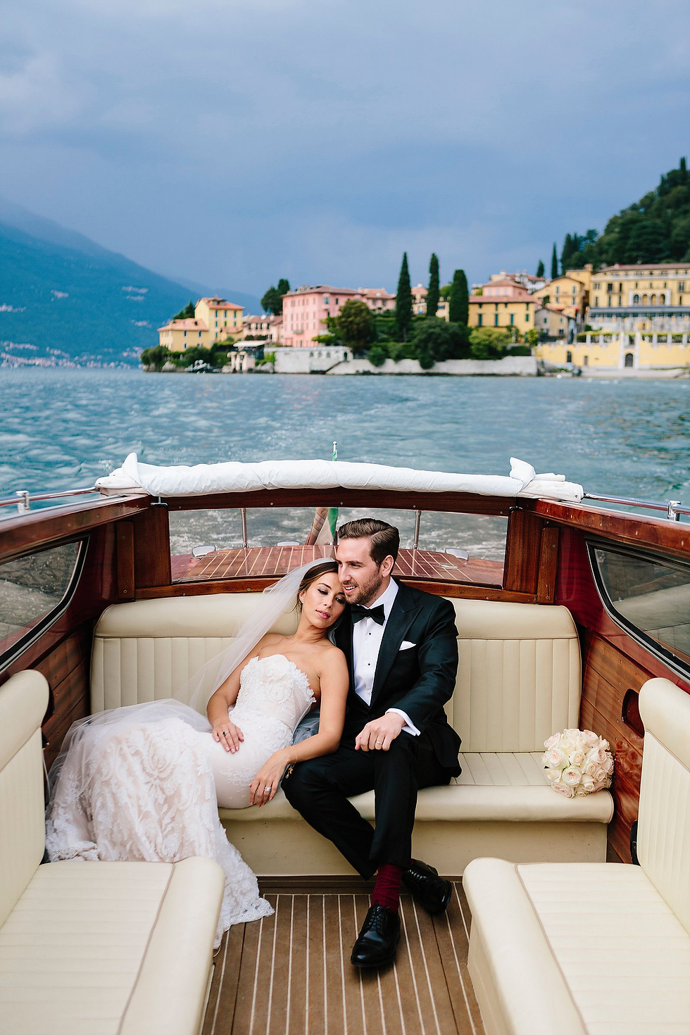 How much does a wedding in Lake Como cost?