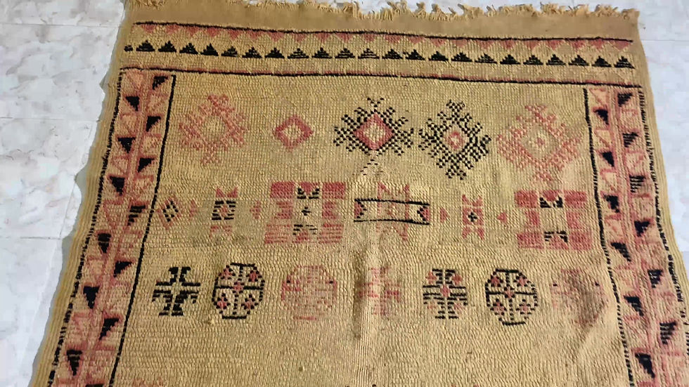 Thumbnail: Vintage Moroccan Wool Rug - 4.6x 9.9 Feet - Boujaad rug - Handmade Berber - Vint