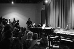 Performance piano arrangé/ Bertsular