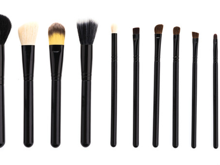 dirty make-up brushes are NOT helping your breakouts!