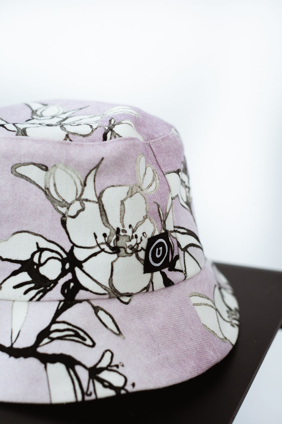 Miniaturbild: VIENNA BUCKET "Flowers" purple