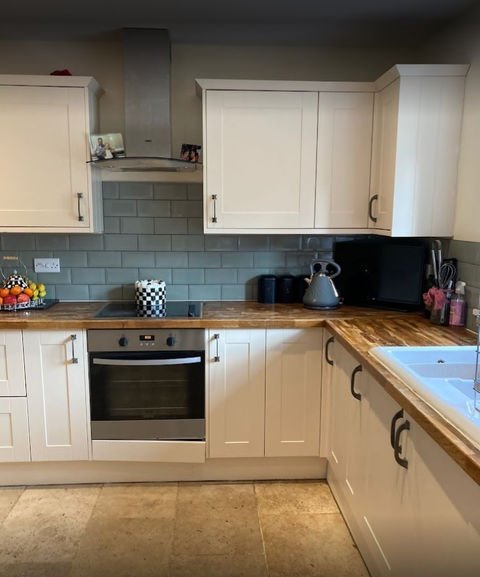 Clean and tidy kitchen