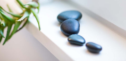 Entspannungsmassage
Hot-Stone-Massage
Honigmassage
Tibetische Massage
Fußreflexzonen-Massage
Wärmepackungen