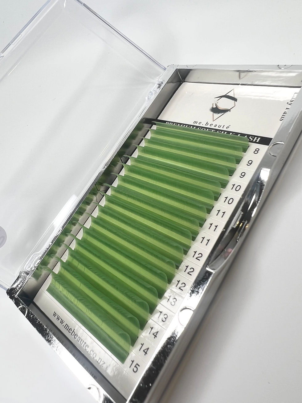 Thumbnail: Pastel Light Green Volume Lashes (0.07)