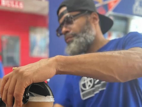 Long Time Chicago Barber Killed During Attempted Robbery at his Barber Shop