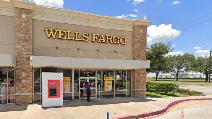 Three Juveniles (11, 12 and 16) Arrested for Robbing a Wells Fargo in Houston