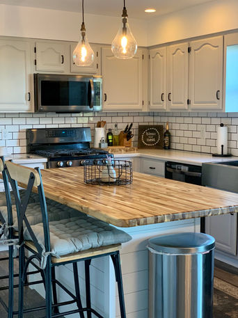 KITCHEN .HEIC