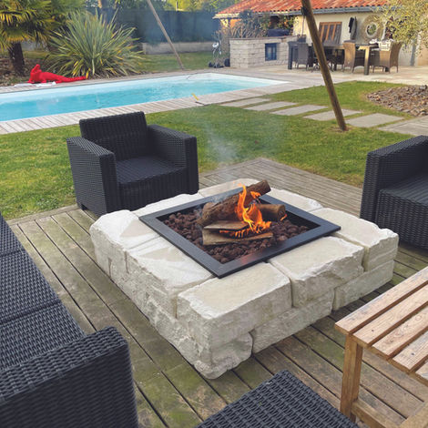 Paver Company in Gainesville. Hardscape company in Alachua County. Artificial turf company in Gainesville, Fl, Paver Patios, Hyer Quality Hardscape & Turf, Artificial Turf Paver company in Alachua County, Florida, Levy County, Gilchrist County, Columbia County, Marion County, Installation, Paver Patios, walkways, stonework, summer kitchens. Hardscape and Stonework
,Artificial turf
,installation of artificial grass
,pavers
,pool decks