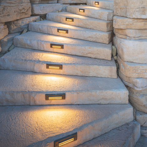 Paver Company in Gainesville. Hardscape company in Alachua County. Artificial turf company in Gainesville, Fl, Paver Patios, Hyer Quality Hardscape & Turf, Artificial Turf Paver company in Alachua County, Florida, Levy County, Gilchrist County, Columbia County, Marion County, Installation, Paver Patios, walkways, stonework, summer kitchens. Hardscape and Stonework
,Artificial turf
,installation of artificial grass
,pavers
,pool decks