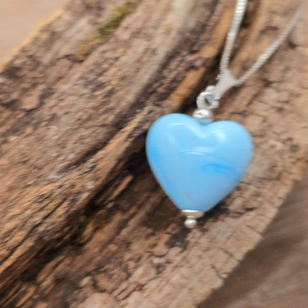 Miniaturbild: Murano Glas Herzkette in uni hellblau mit 925er Silberkette
