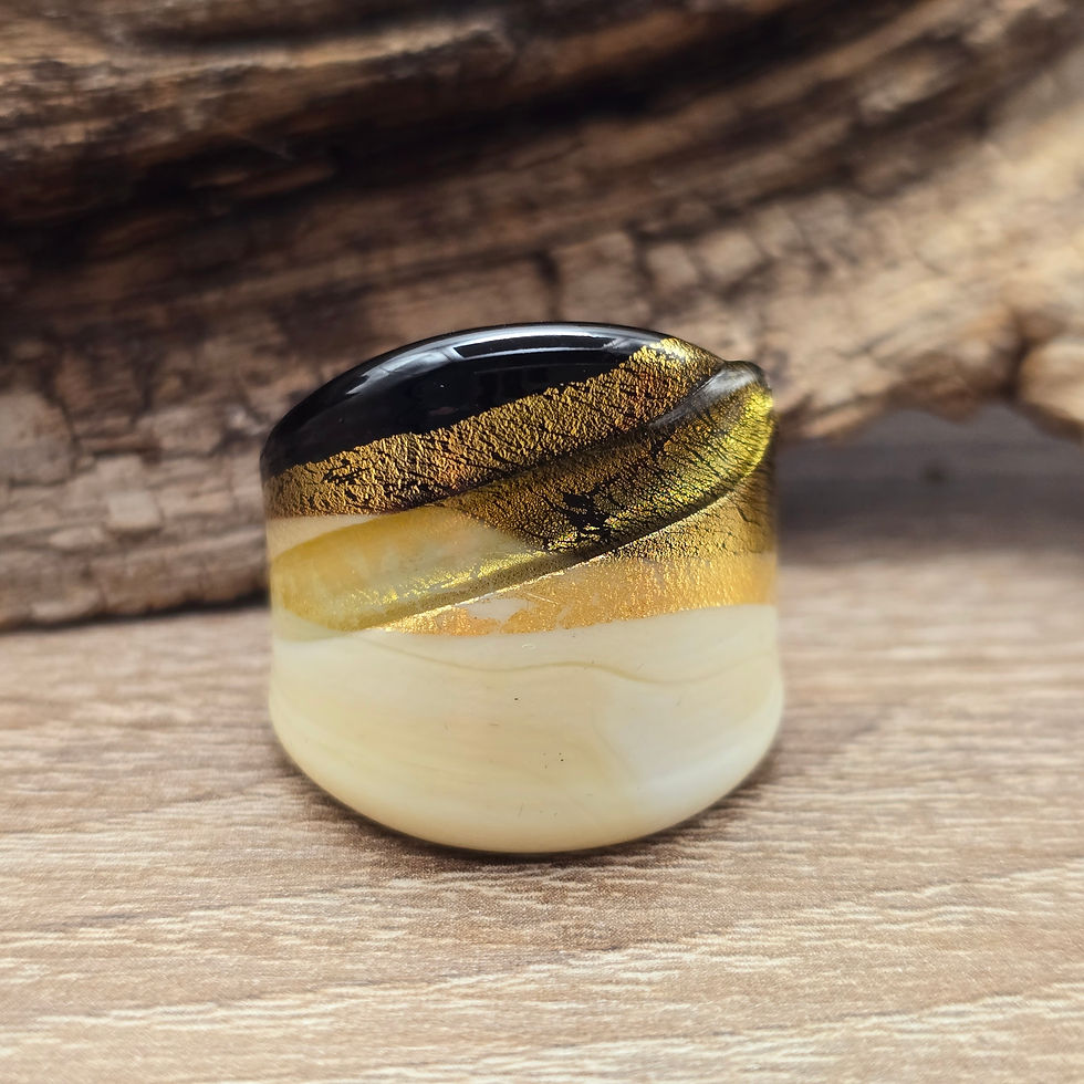 Miniaturbild: Murano Glasring in  beige, grau, schwarz mit Blattgold Ge, 21