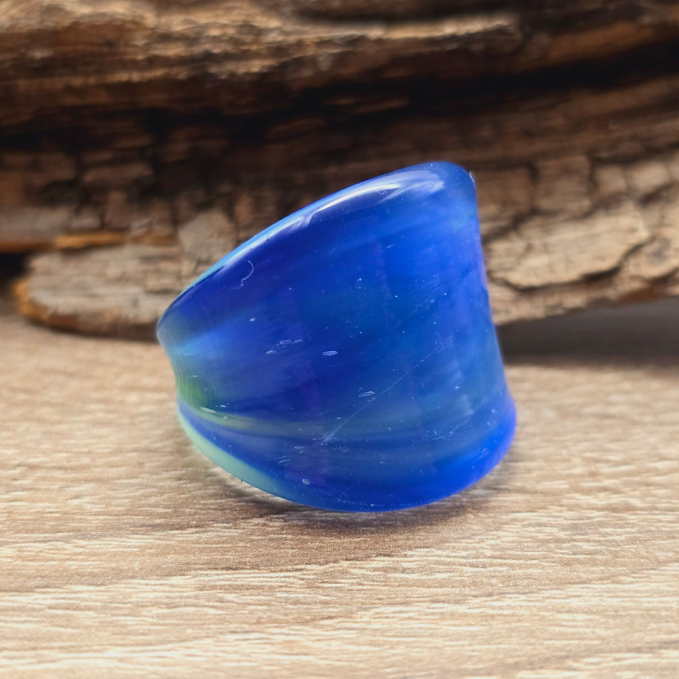 Miniaturbild: Murano Glasring in  changierend in blau und ein Touché grün Gr. 22