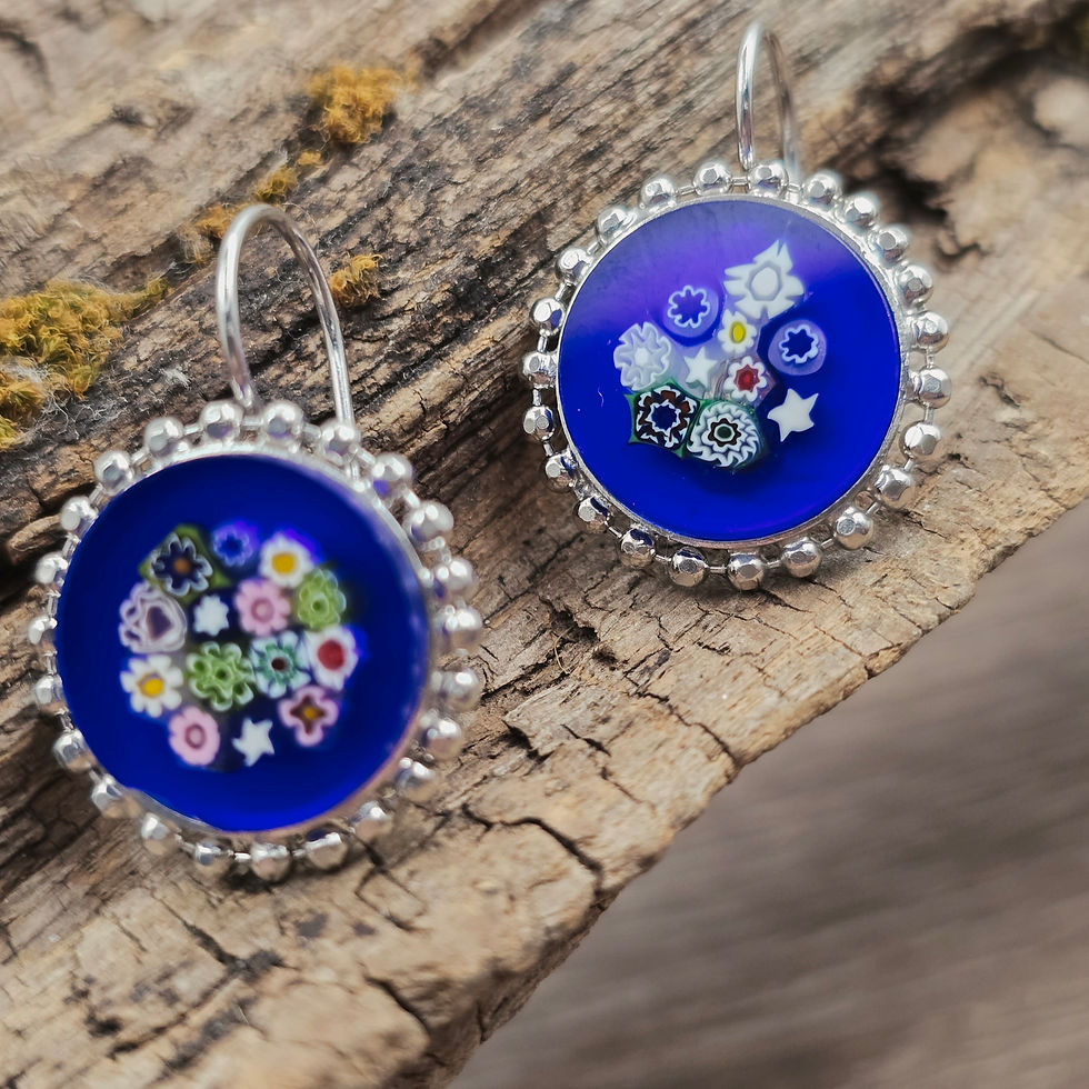 Miniaturbild: Murano Glas Ohrringe Millefleurs in blau mit bunten Glasblumen und Silber