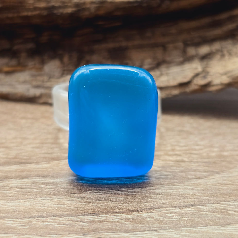 Miniaturbild: Murano Glasring in leuchtend Blau auf transparentem Ring Gr. 22