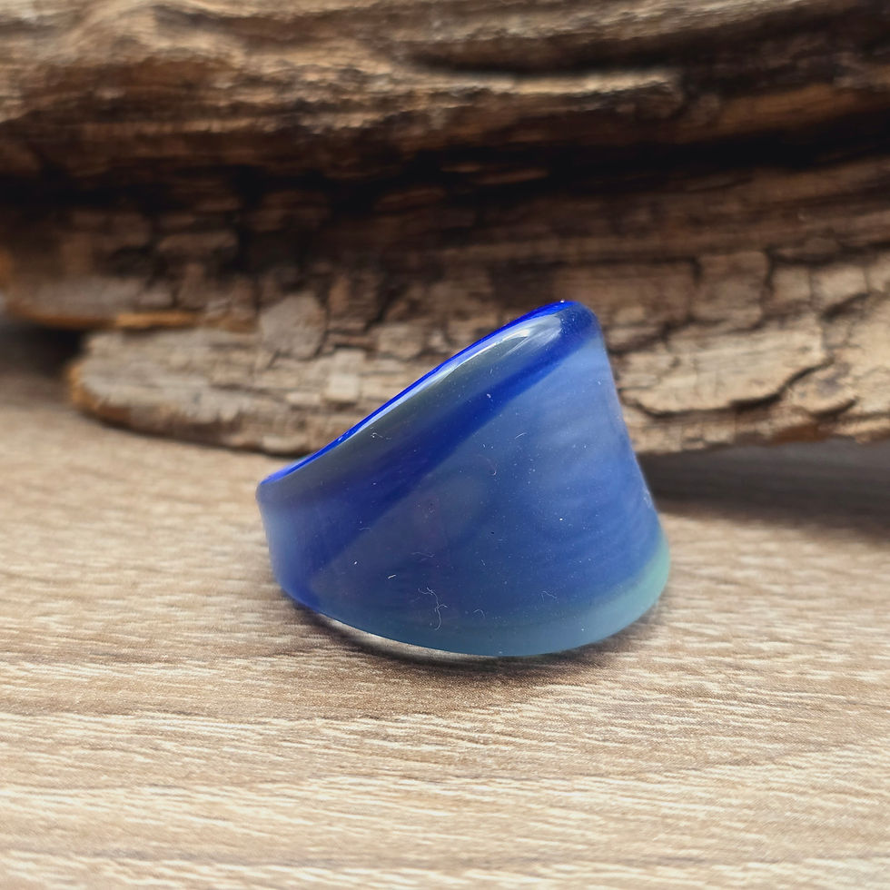 Miniaturbild: Murano Glasring in blau mit leichtem grün changierend  Gr. 22