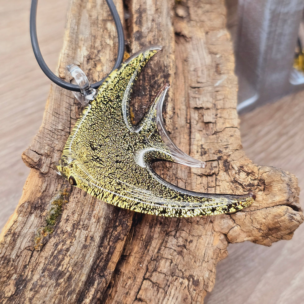 Miniaturbild: Murano Glas Anhänger Kette Fisch mit Blattgold, gold mit schwarz