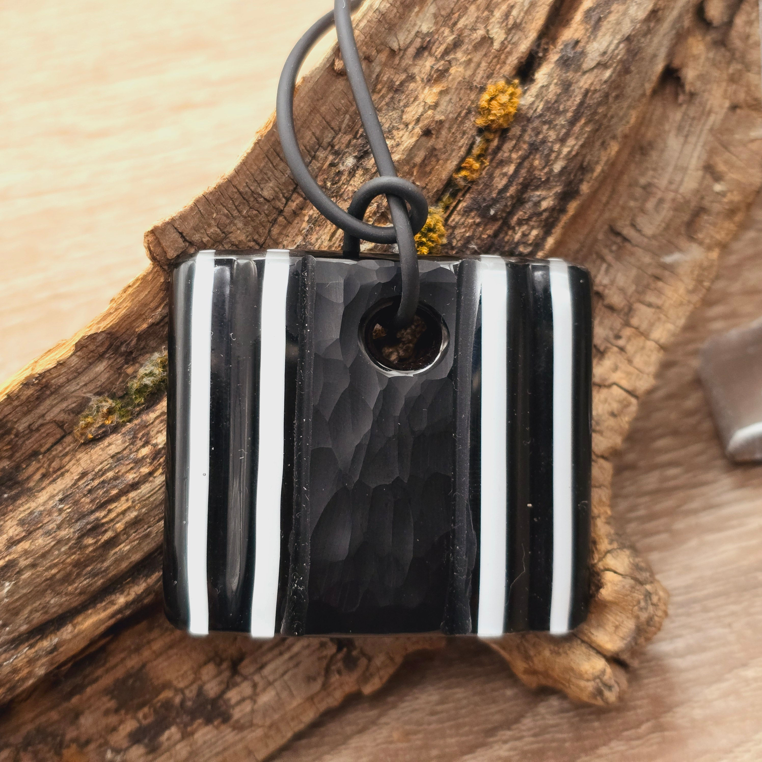 Murano Glas Anhänger Kette in schwarz weiß 