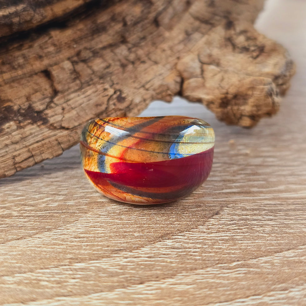 Miniaturbild: Murano Glasring in Naturtönen mit Blau und Gelb changierend Gr. 17